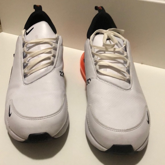 Nike Air Max 270 - Picture 2 of 8